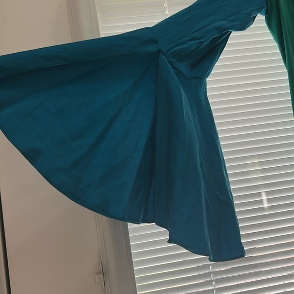 Elie Tahari Silk Blouse size sp - Picture 3 of 12